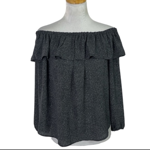 Ann Taylor Petite Black and White Zig Zag Print Off the Shoulder Blouse Size MP - Picture 1 of 5